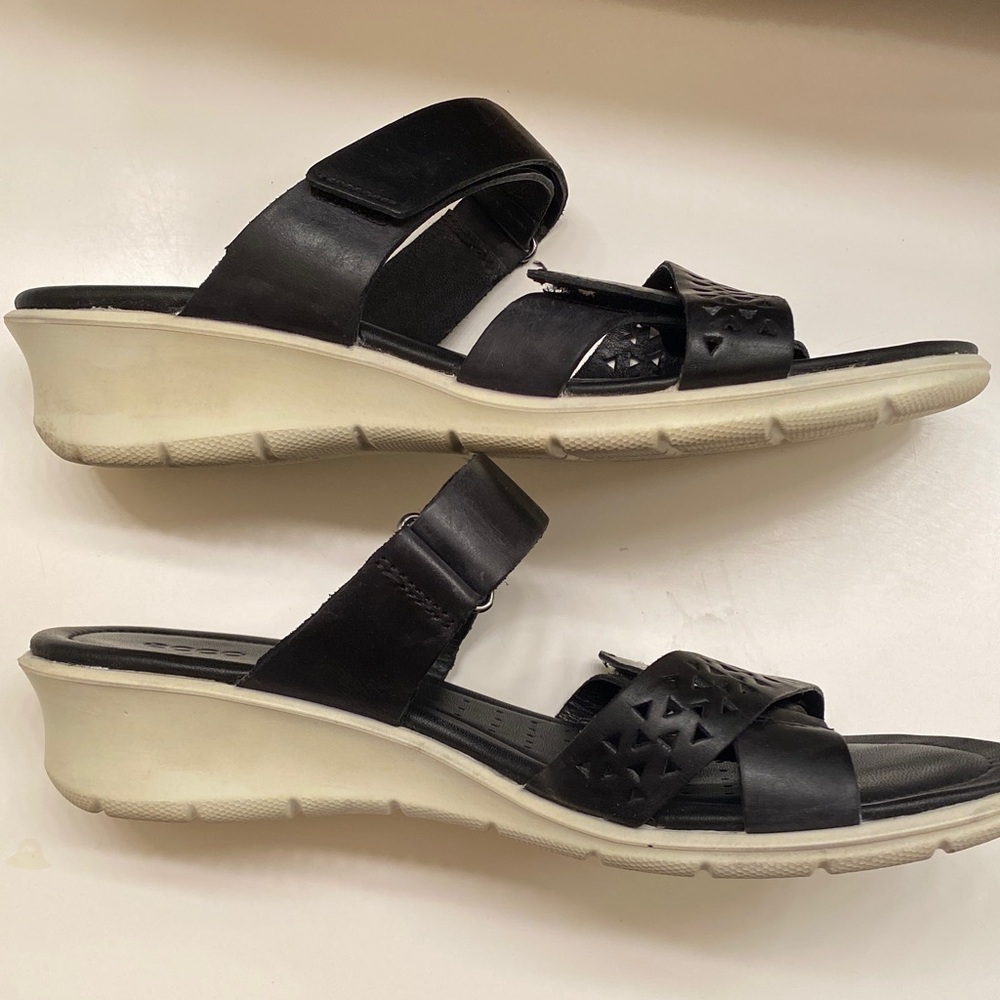 ECCO Felicia Women’s Black Leather Slide Sandals Size 40 - Picture 7 of 10